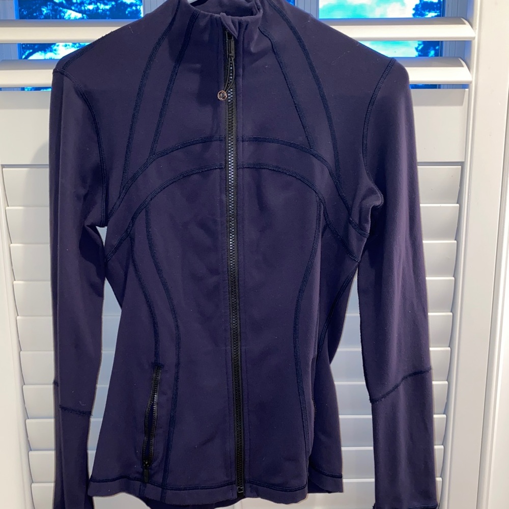 WORN ONCE Navy Lululemon define jacket size 6!!!!
